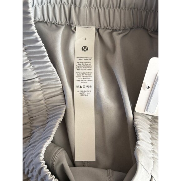 Lululemon Pull-On MR Tapered Leg Crop 23" in Seal Color - Picture 4 of 9